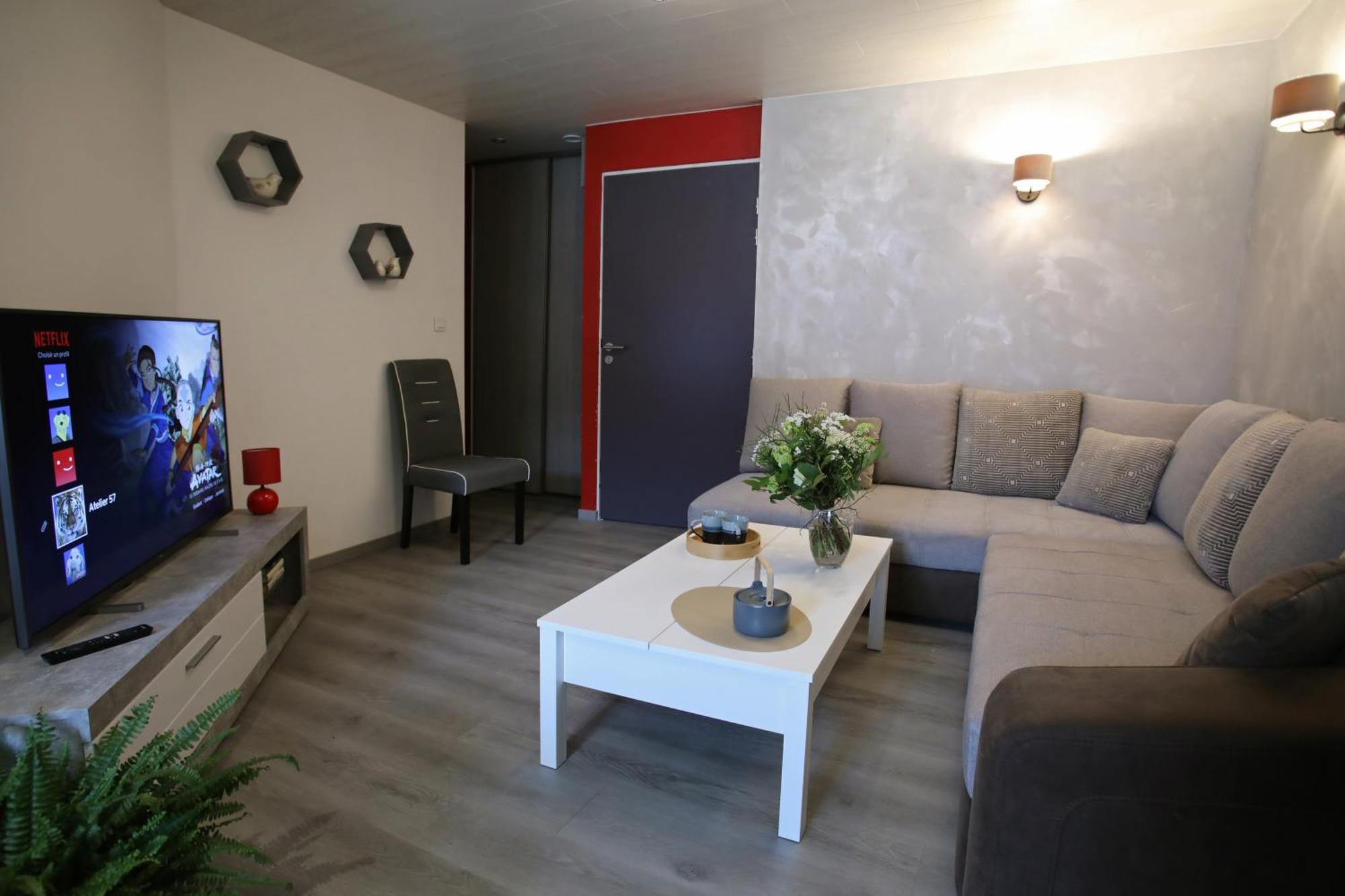 L'Atelier 57 - Votre Meuble Authentique ! Apartment Arbois Ngoại thất bức ảnh